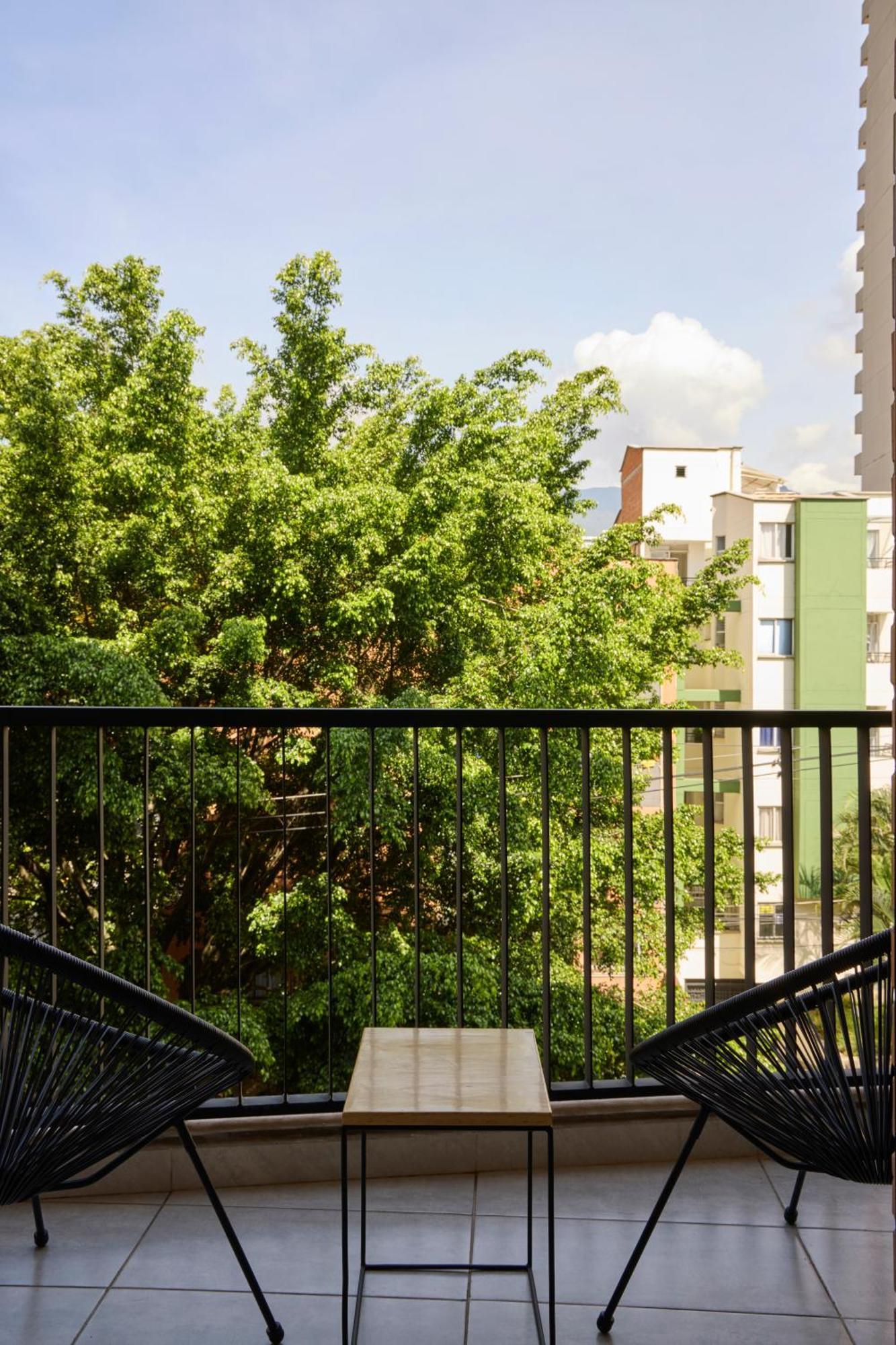 30 Living Suites Медельин Экстерьер фото