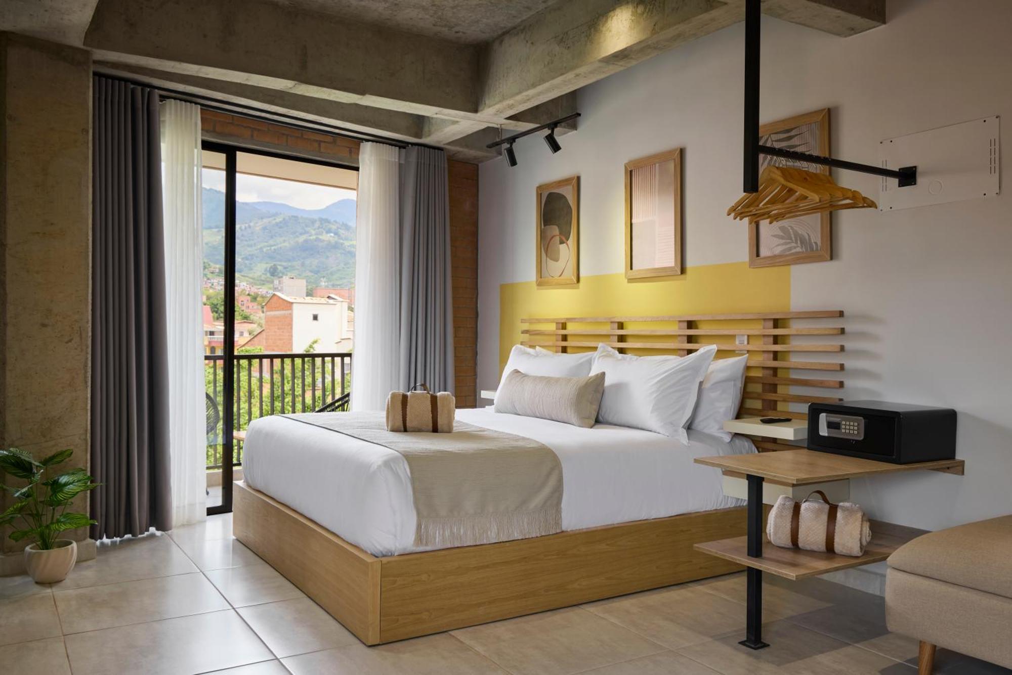 30 Living Suites Медельин Экстерьер фото