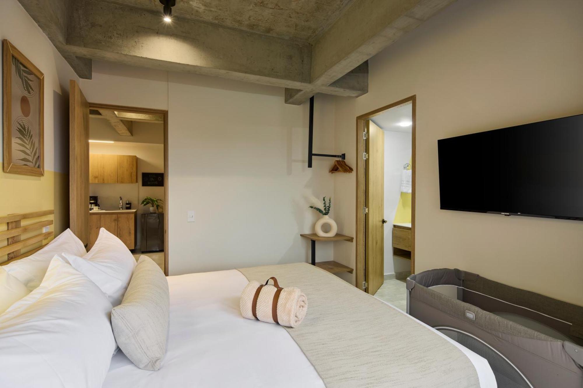 30 Living Suites Медельин Экстерьер фото